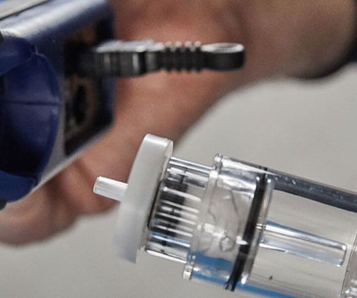 Manutenzione dispositivo di misurazione dei gas di scarico Kodensat trap